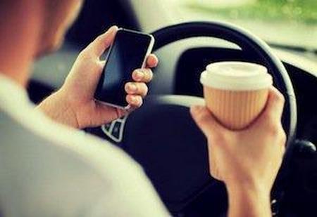 Illinois distracted drivers, Illinois Traffic Offenses Lawyer