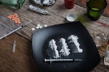 drug paraphernalia, drug possession, Rolling Meadows criminal defense lawyer, Illinois drug charges, Illinois drug crimes